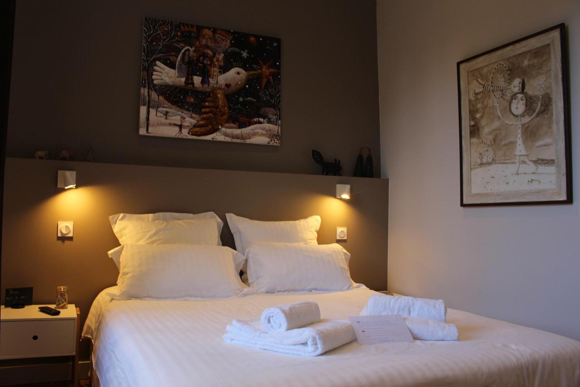 Saint-Évarzec Manoir Du Moustoir - Hotel Les Empreintes מראה חיצוני תמונה