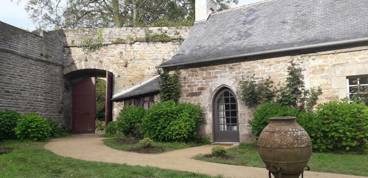 Saint-Évarzec Manoir Du Moustoir - Hotel Les Empreintes מראה חיצוני תמונה